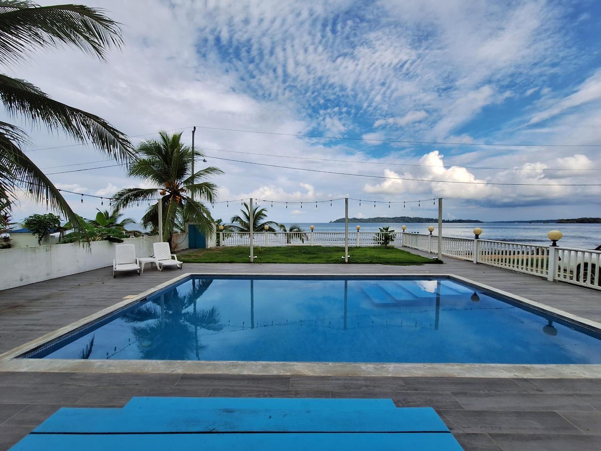 Paunch Beach Retreat Bocas del Toro Zewnętrze zdjęcie