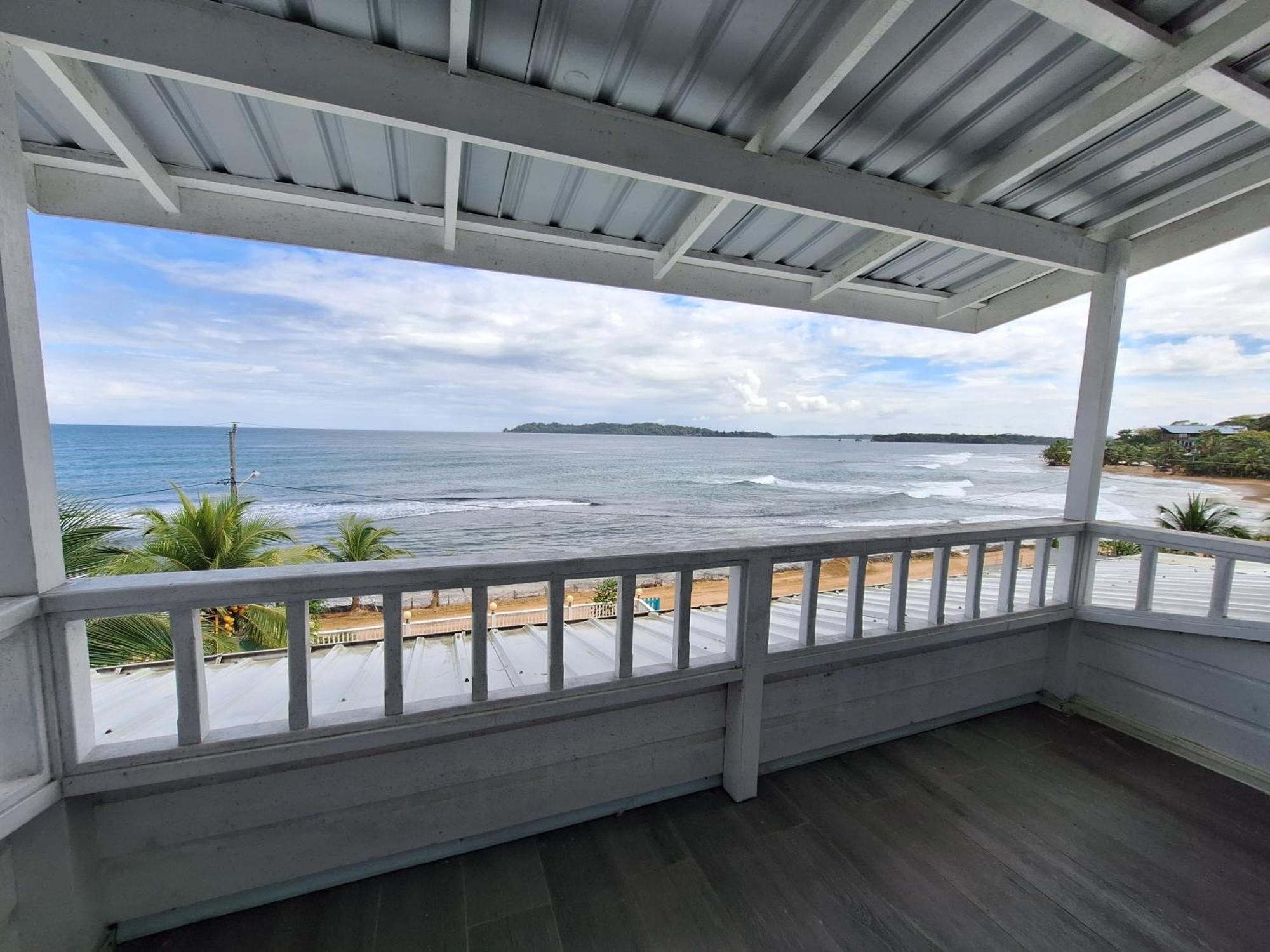 Paunch Beach Retreat Bocas del Toro Zewnętrze zdjęcie